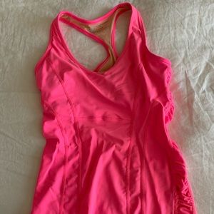Albion fit tank